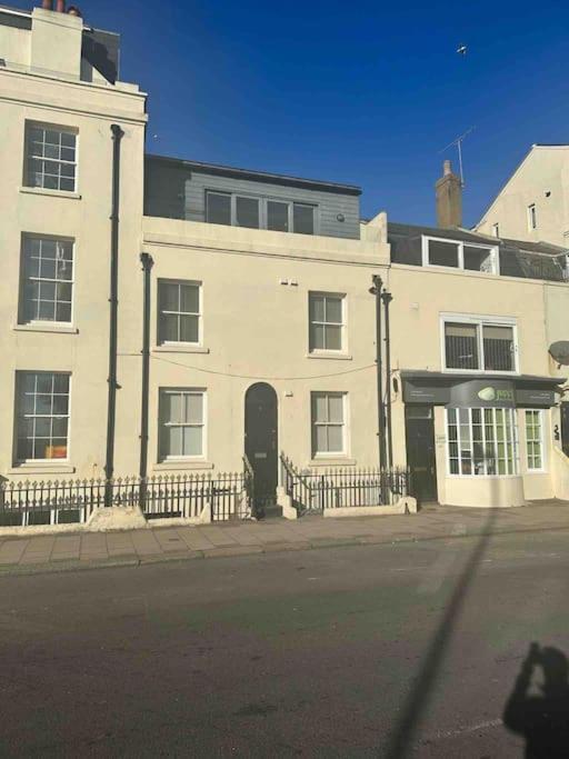 House By The Sea, Worthing Villa Exterior foto